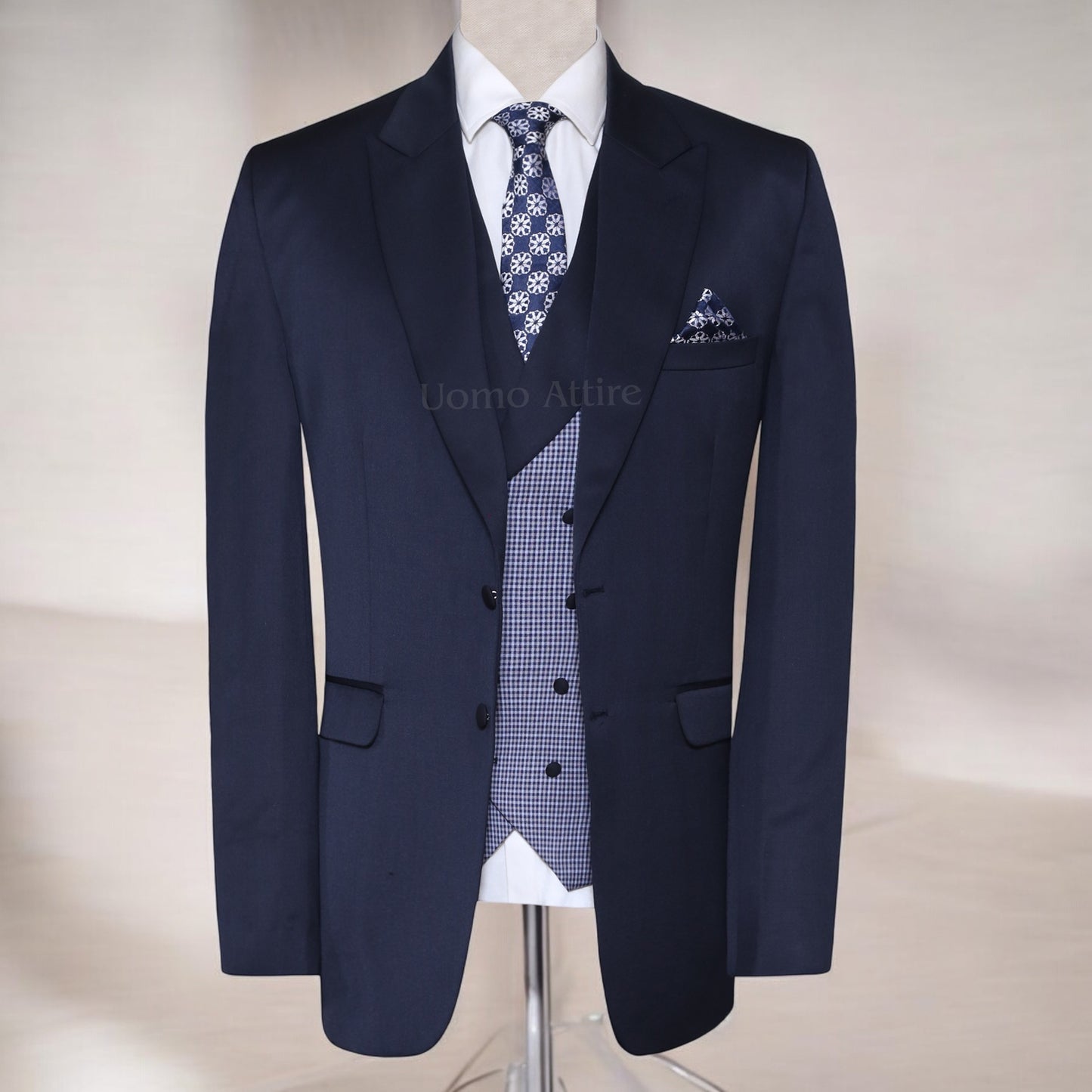 Costume 3 pièces bleu roi coupe slim