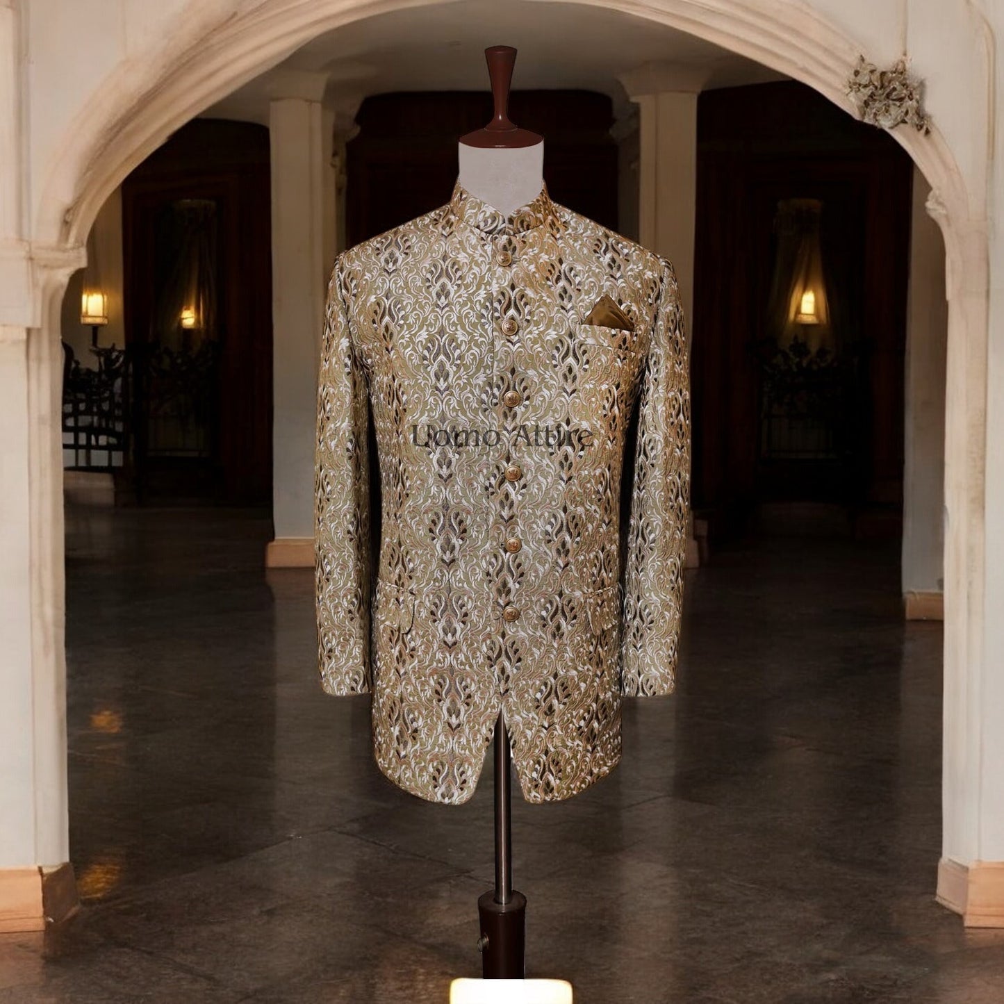 Golden_embroidered_coat