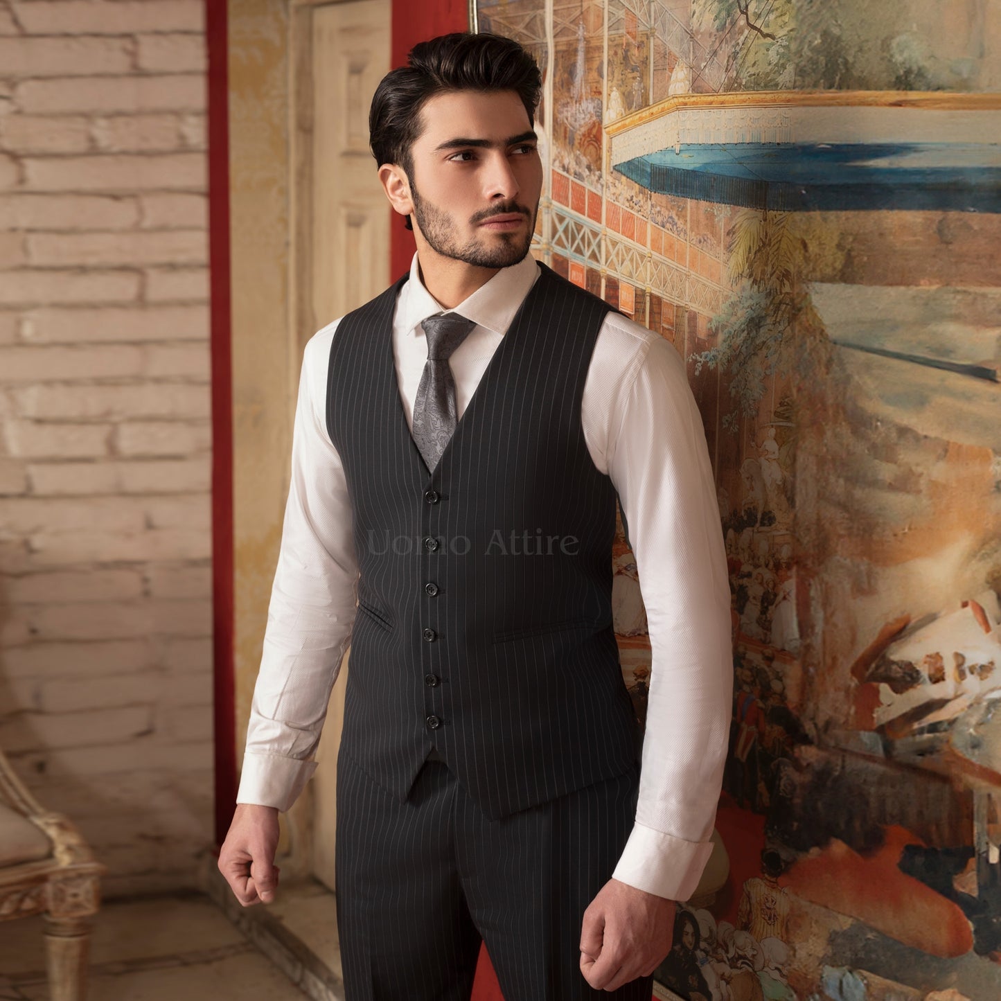 Exquisite Black Three-Piece Suit Elegance Tailored for the Modern Gentleman