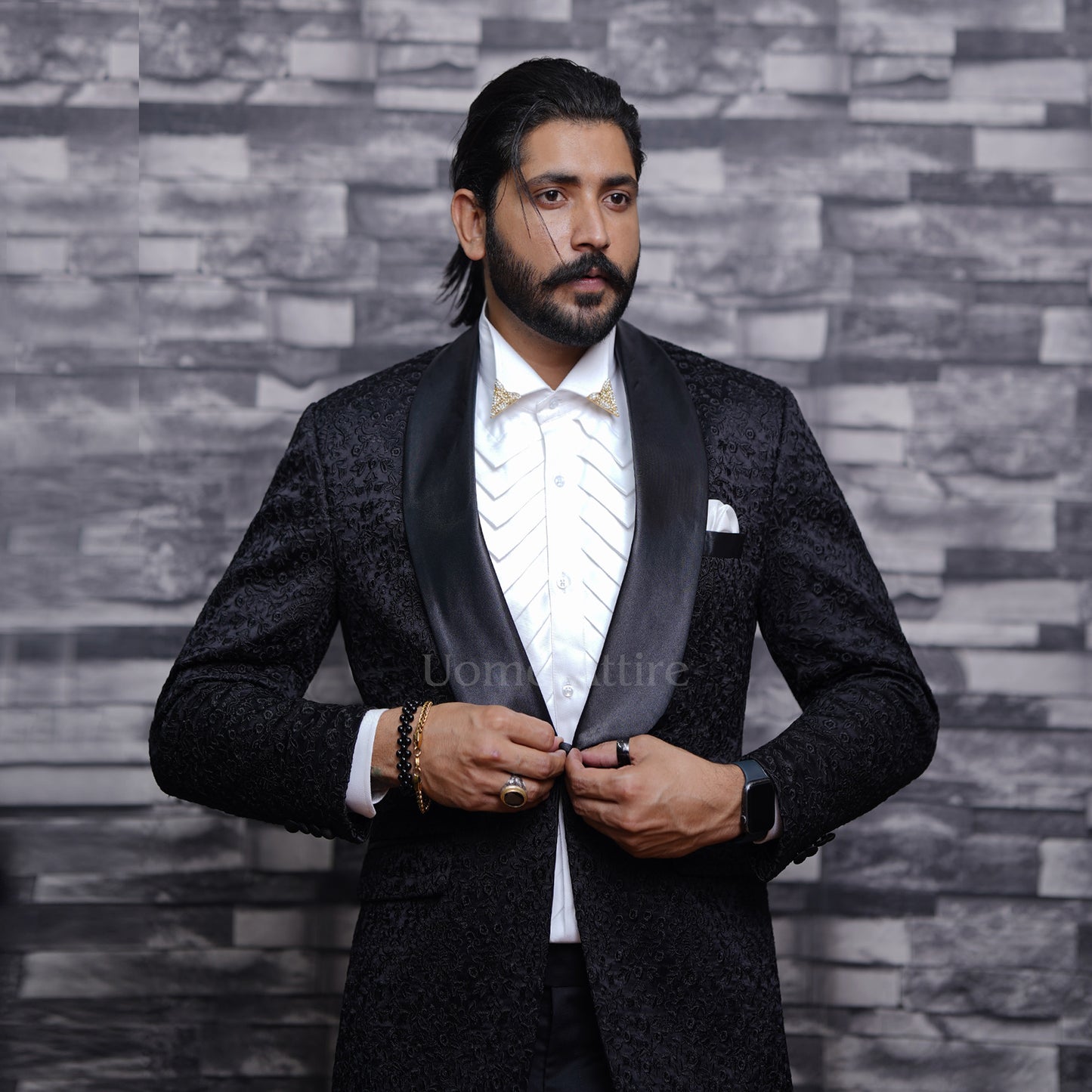 embrodried-tuxedo-for-mens