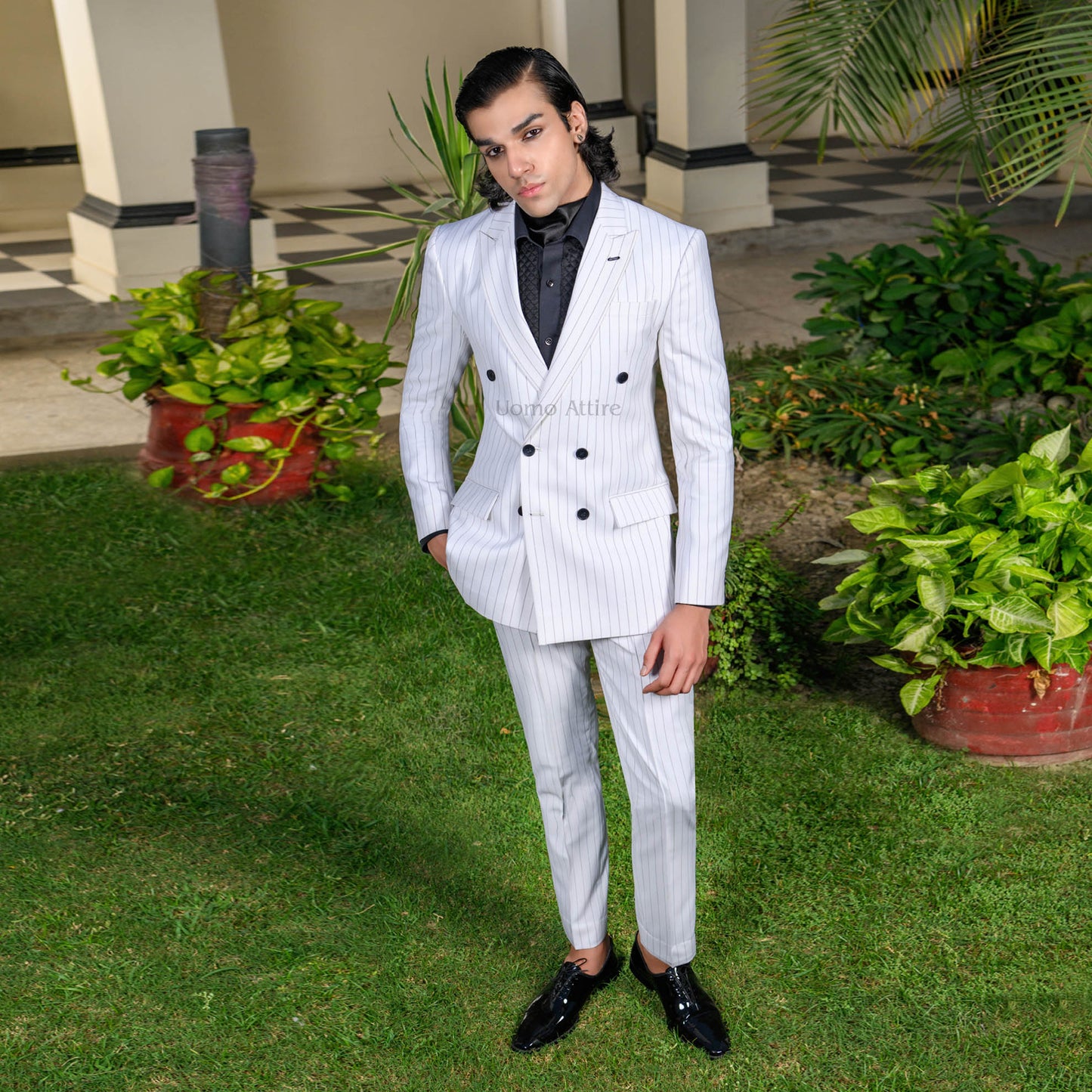 Elegant Pinstripe Double-Breasted Suit Timeless Sophistication and Modern Style