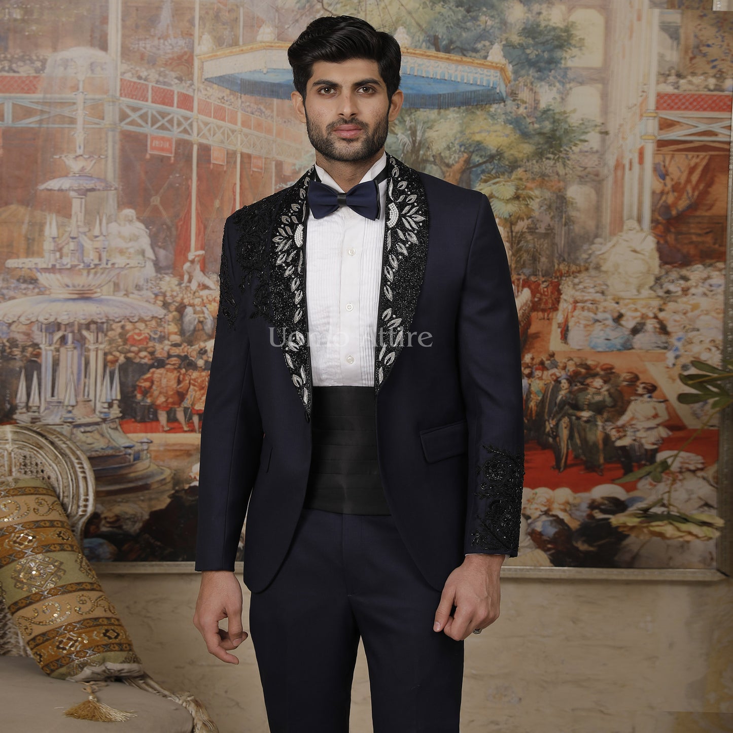Luxurious Italian Floral Embellished Shawl Lapel Tuxedo for Groom With Belt