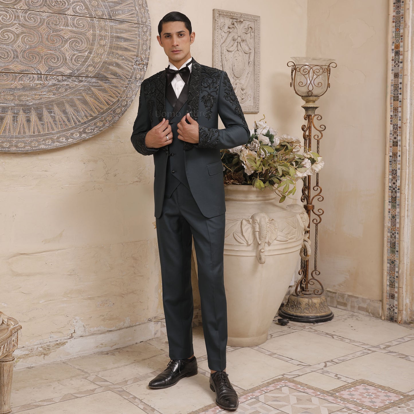luxurious-tuxedo-for-men
