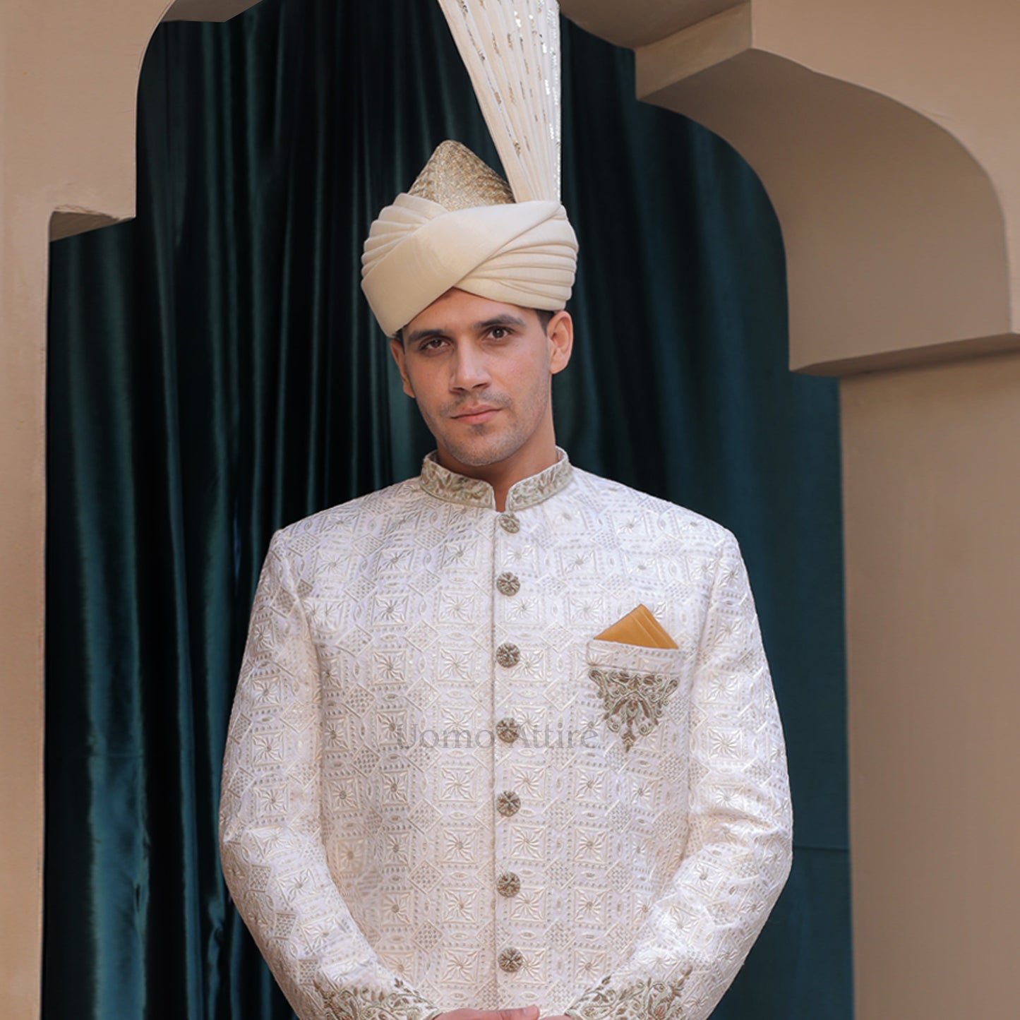 luxury-sherwani-for-groom_3