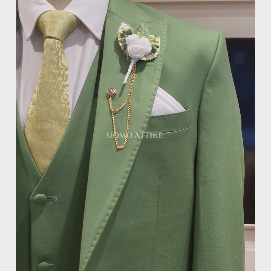 Load and play video in Gallery viewer, Men's Green 3 Piece Suit with Golden Contrast Tie | 3 Piece Suit