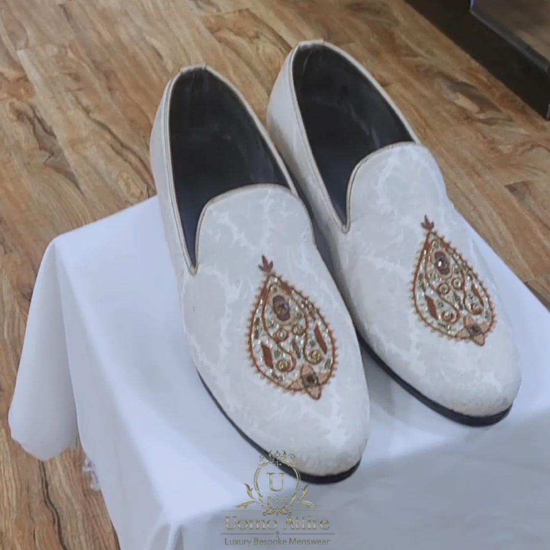 Load and play video in Gallery viewer, Self textured fabric white shoes for wedding | White Fabric Shoes for Wedding or Groom