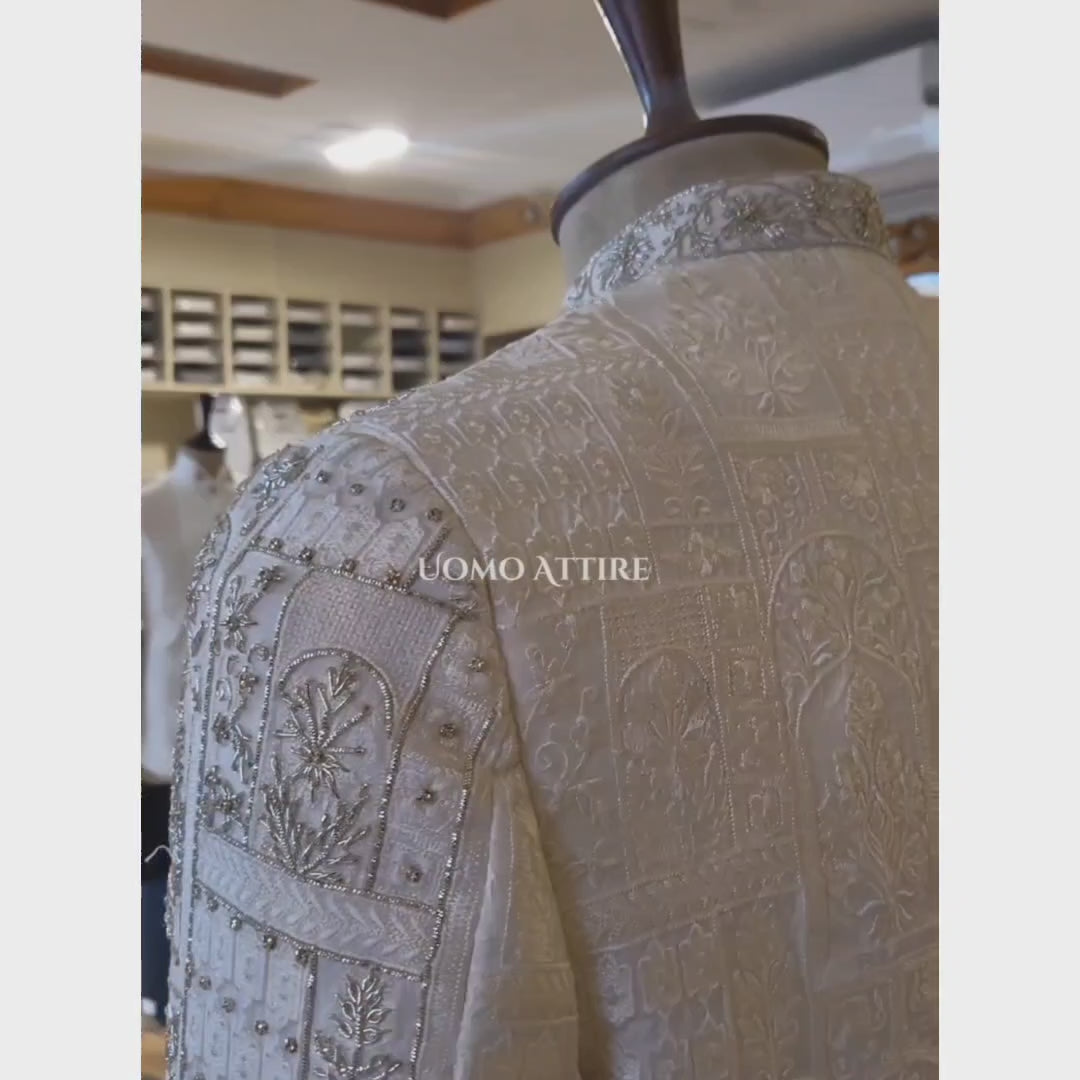 Carica e riproduci video nel visualizzatore Galleria, Luxury Men's White Sherwani for Groom | Sherwani for Groom
