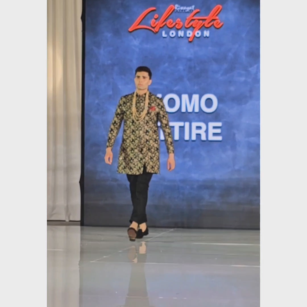 Charger et lire la vidéo dans la visionneuse de la Galerie, Black Golden Embroidered Short Sherwani for Groom