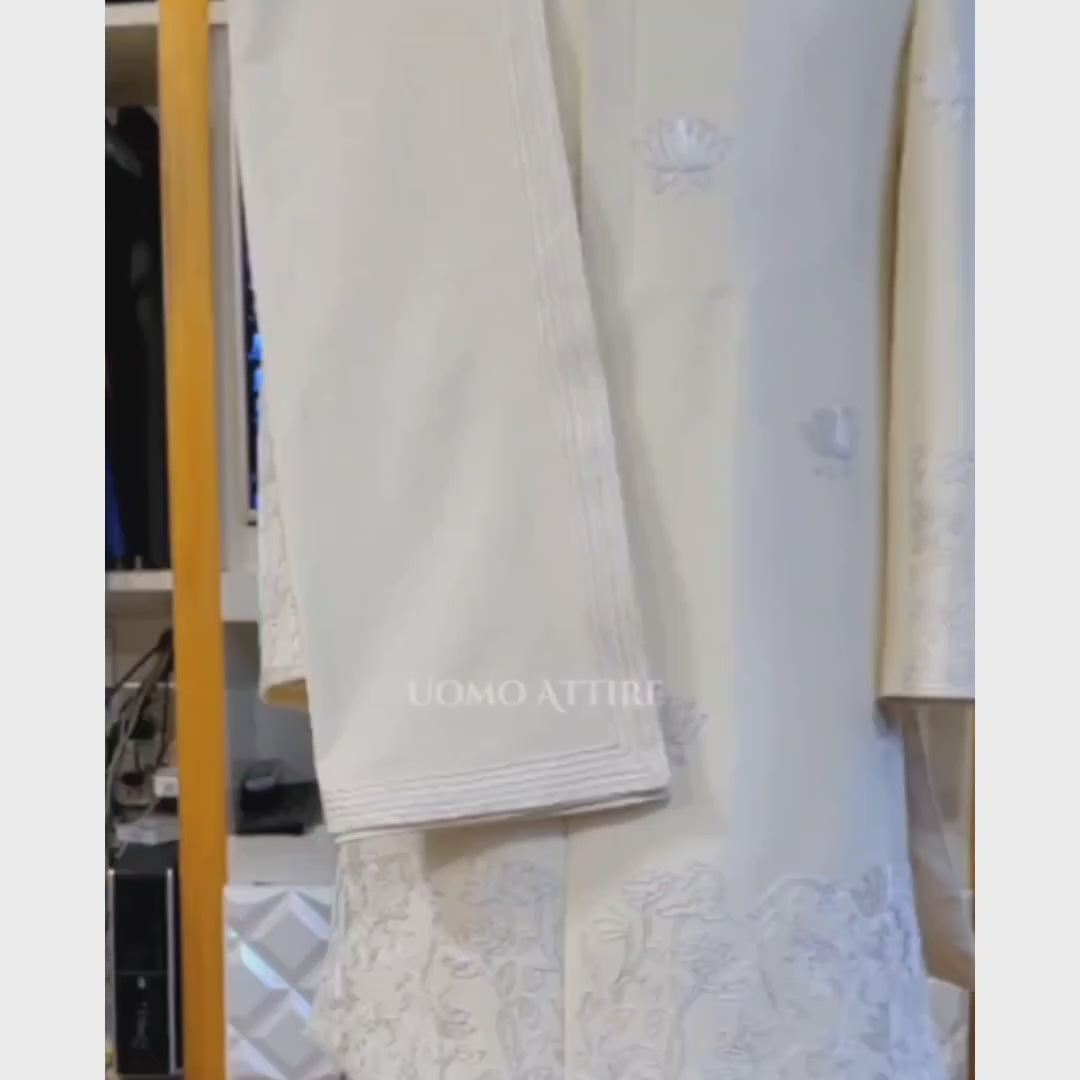 Carica e riproduci video nel visualizzatore Galleria, Off White Karandi Silk Groom Sherwani | Wedding Sherwani for Groom