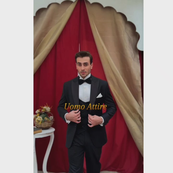 Charger et lire la vidéo dans la visionneuse de la Galerie, Luxurious  Black Tuxedo With Double-Breasted Waistcoat For Mens