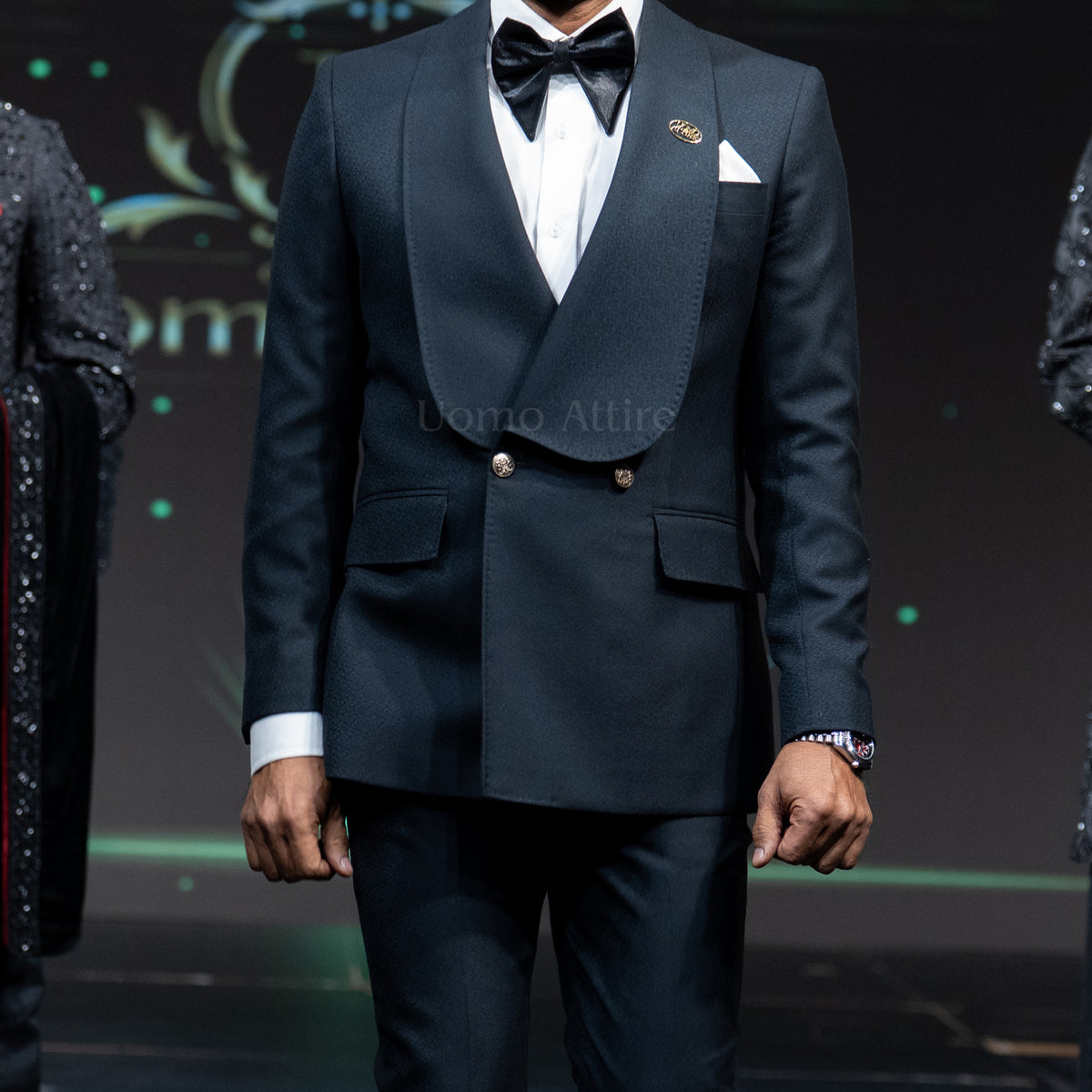 Men's Luxury Self Grey Double-Breasted Tuxedo with Peak Lapel