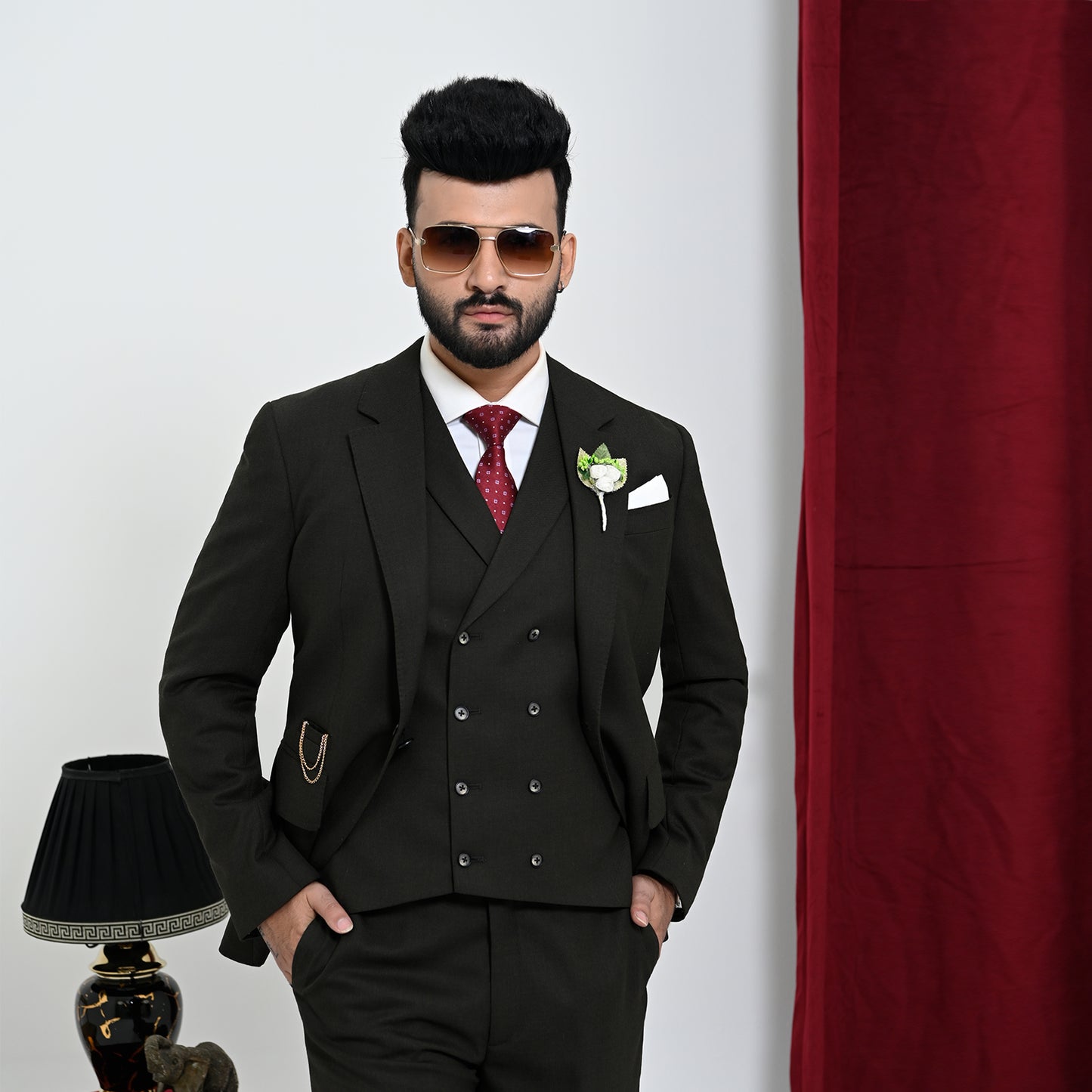 
                  
                    Men's Black 3 Piece Suit Wedding Collection
                  
                