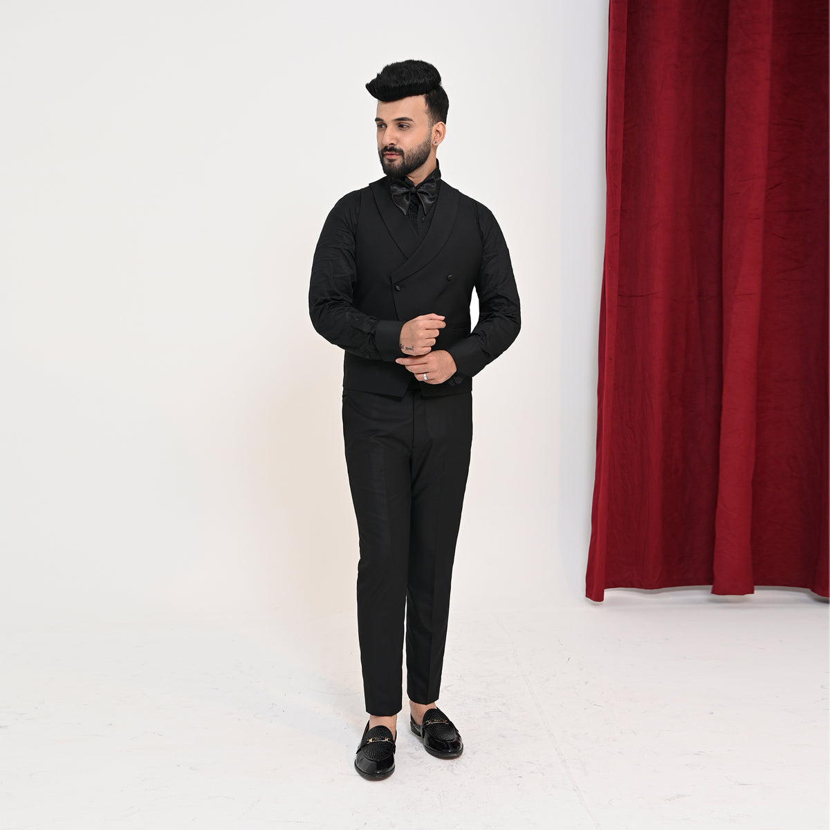 Men's Luxury Black Embellished 3-Piece Tuxedo with Hand-Beaded Lapel & Shoulders