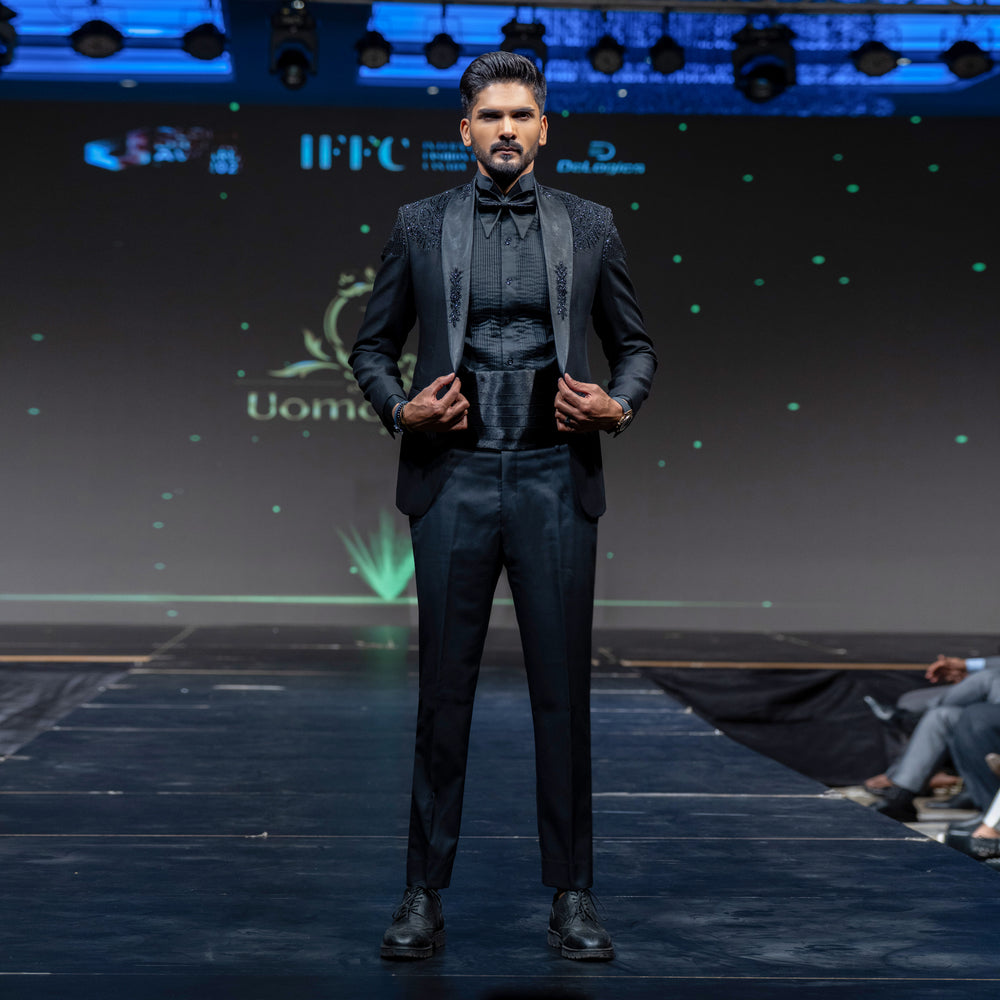 Men's Luxury Black Embellished Shoulder Tuxedo with Cummerbund & Bow Tie