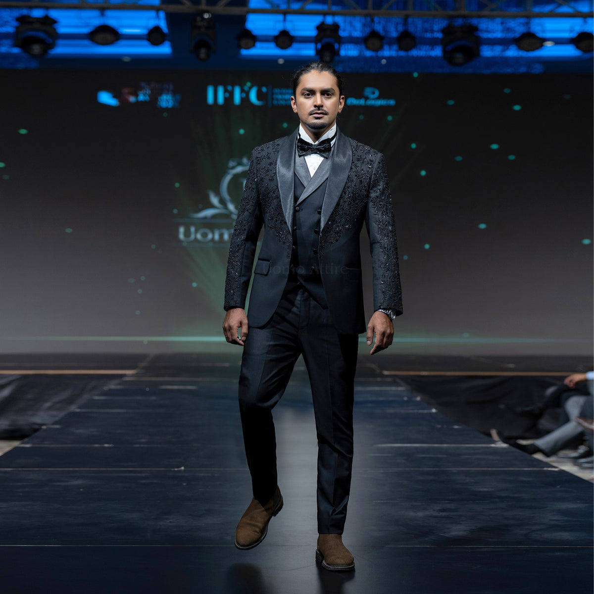 Men's Luxury Black Floral Embroidered 3-Piece Tuxedo with Shawl Lapel