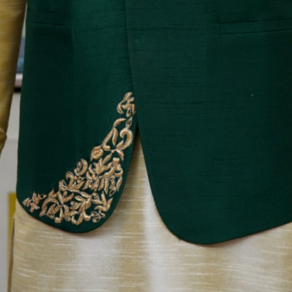 Gilet vert Mehndi entièrement brodé et orné 