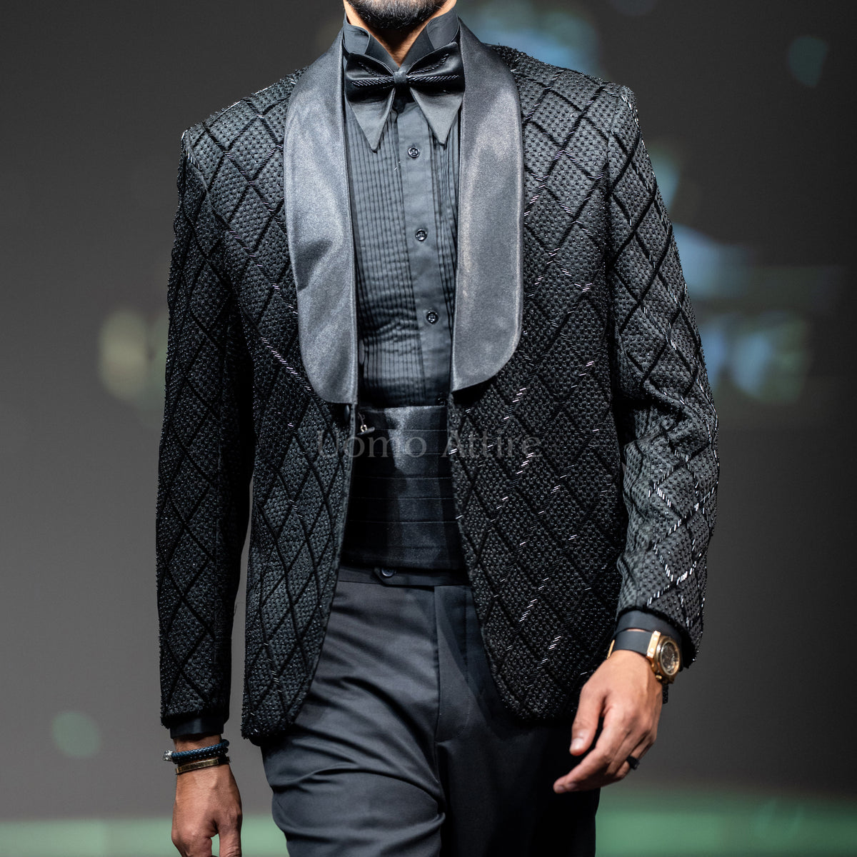 Men's Diamond Pattern Embellished Black Luxury Tuxedo Suit