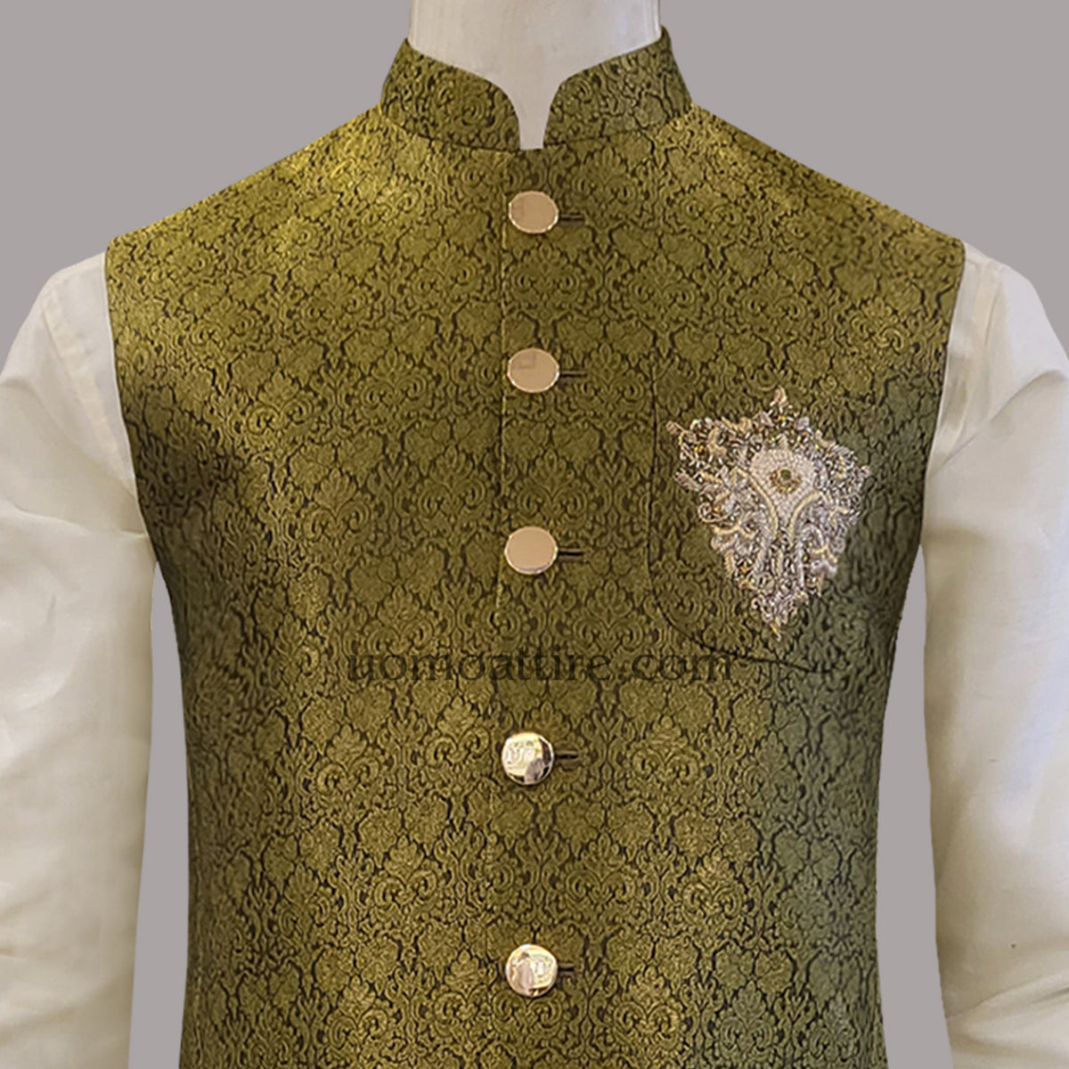 Jamawar men waistcoat for sophisticated look