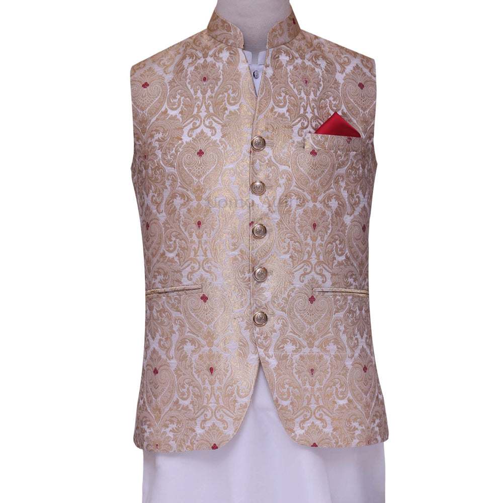 Look attractive by wearing customized designer waistcoat