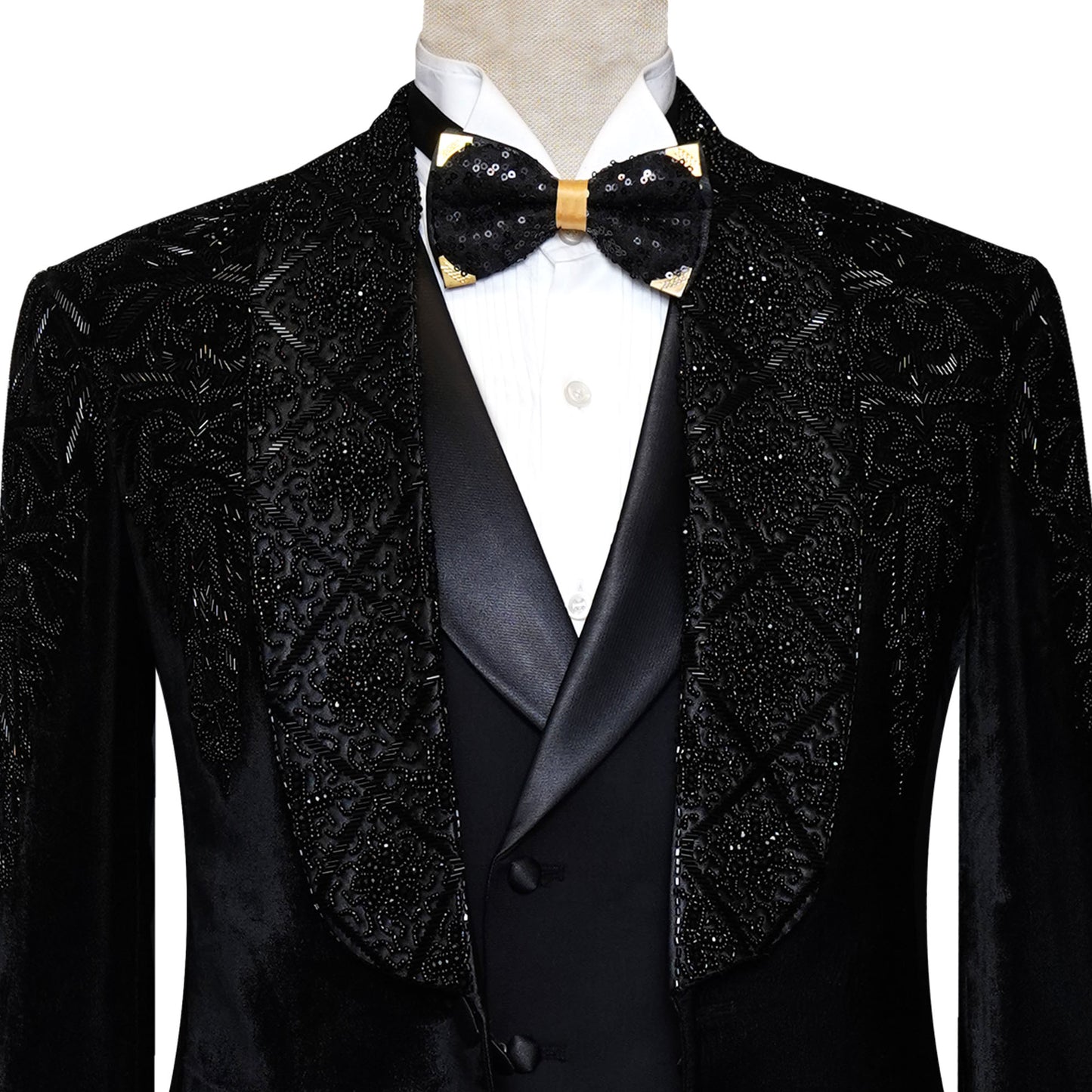 
                  
                    Men's Luxury Bespoke Embellished Black Velvet Tuxedo 3 Piece Suit 3
                  
                
