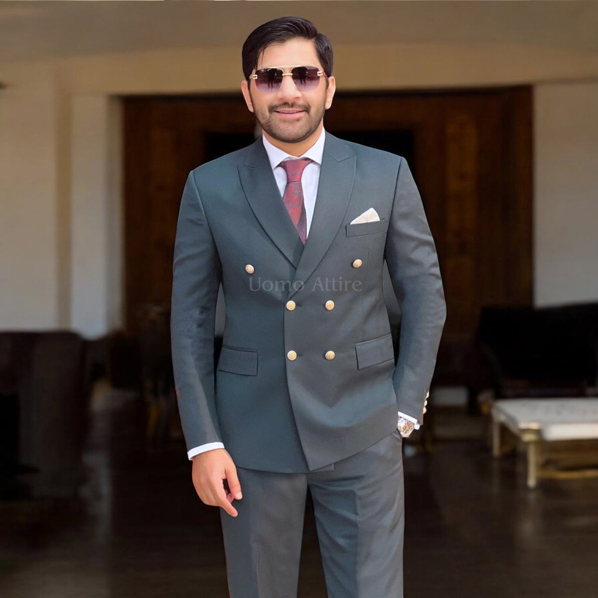 Luxurious Rich Green Double-Breasted Suit for Men