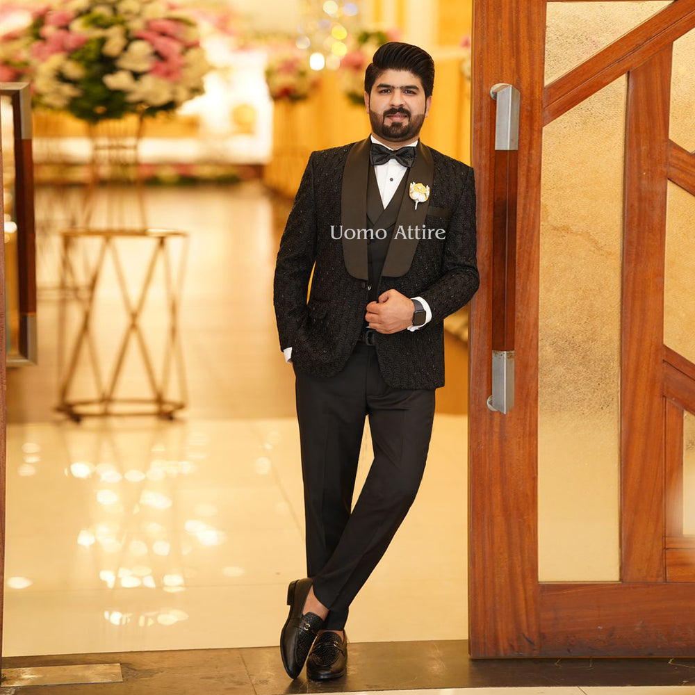Luxury Black Tuxedo with Hand Embellishments and Double-Breasted Waist Uomo Attire Luxury Black Tuxedo with Hand Embellishments and Double-Breasted Waist Uomo Attire