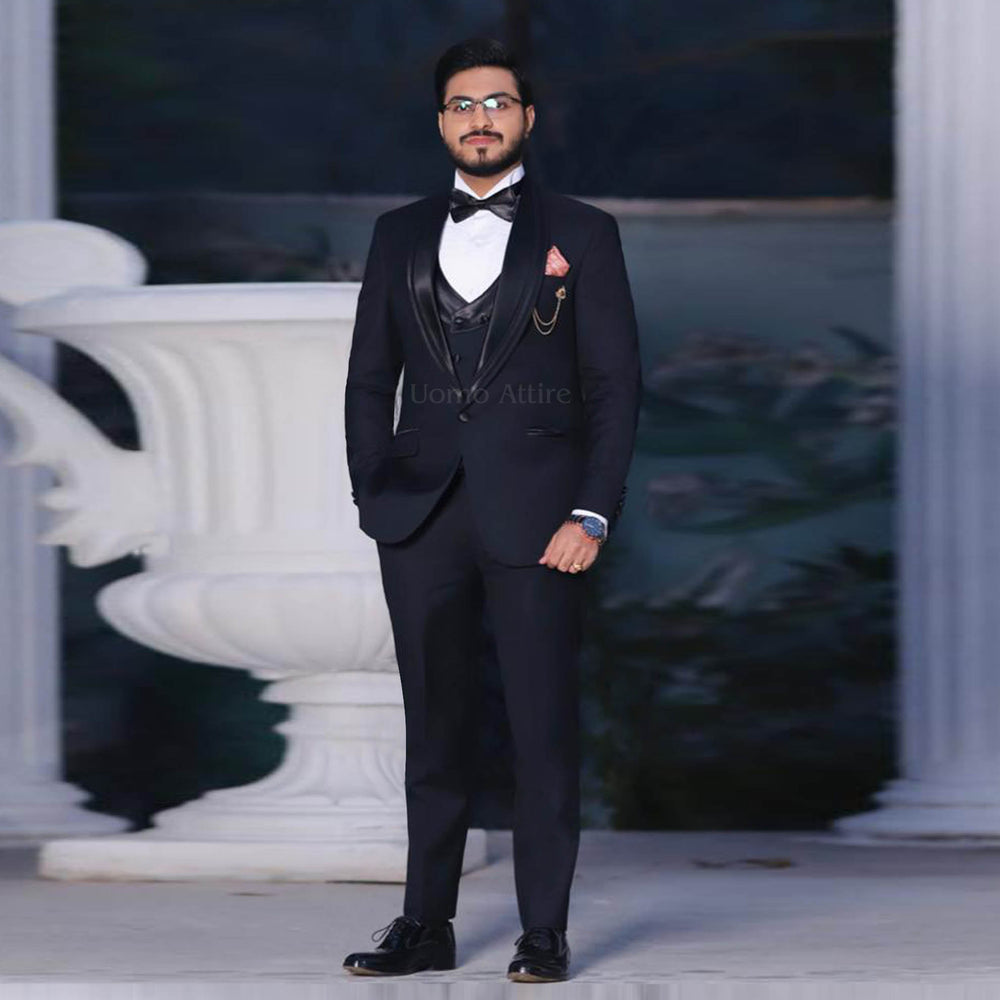 Exquisite Italian-Crafted Tuxedo for Formal Occasions