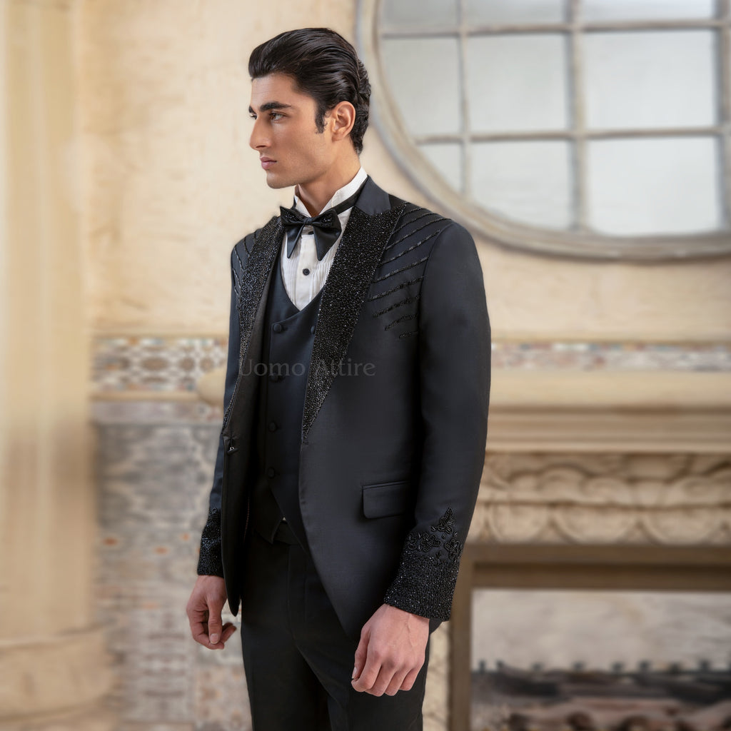 weeding-groom-blacktuxedo