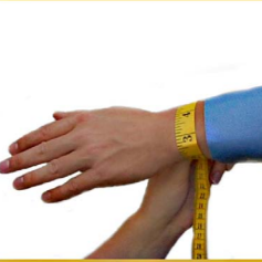 Measuring wrist circumference