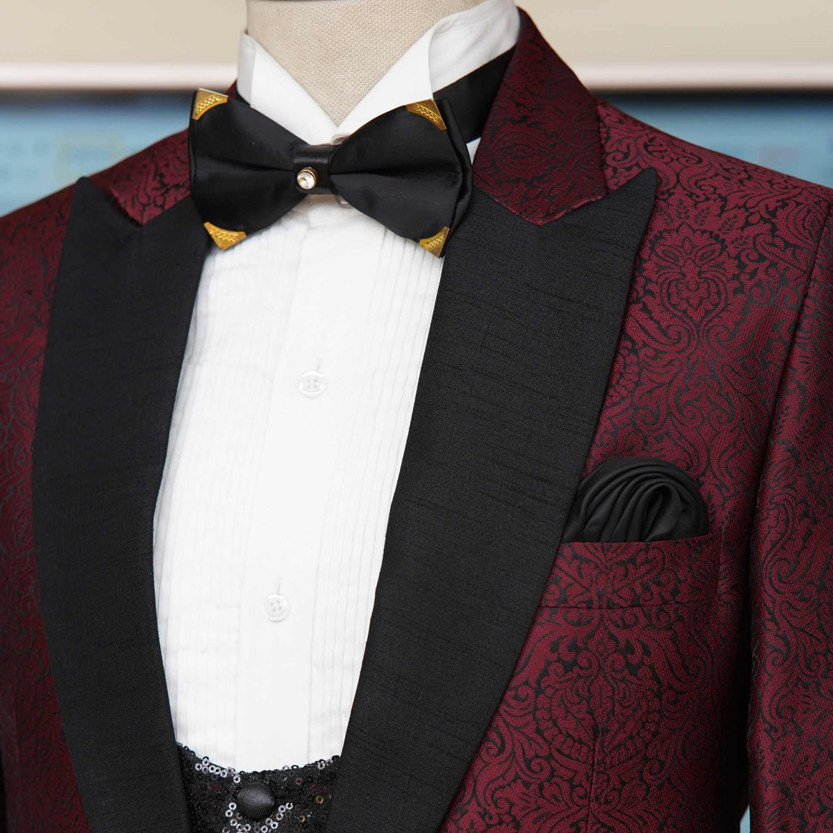 Bespoke tuxedo 3 piece suit in self embossed textured fabric | Tuxedo Suit for Men
