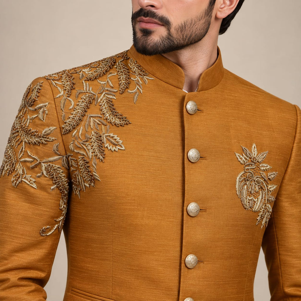 Cappotto principe impreziosito da tessuto in pura seta 