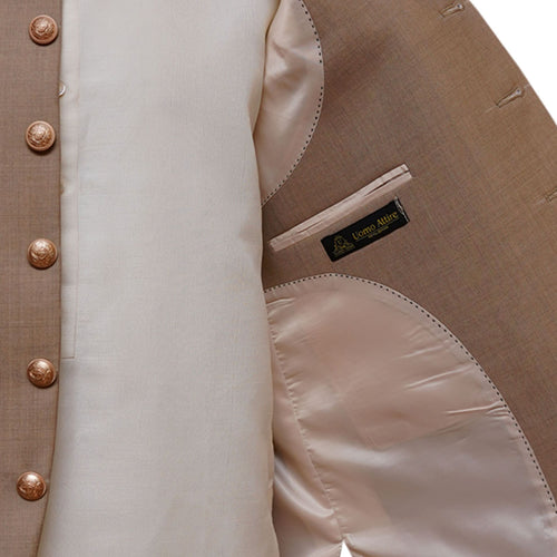 A lightweight golden waistcoat for gentlemen inside round fashion | Waistcoat