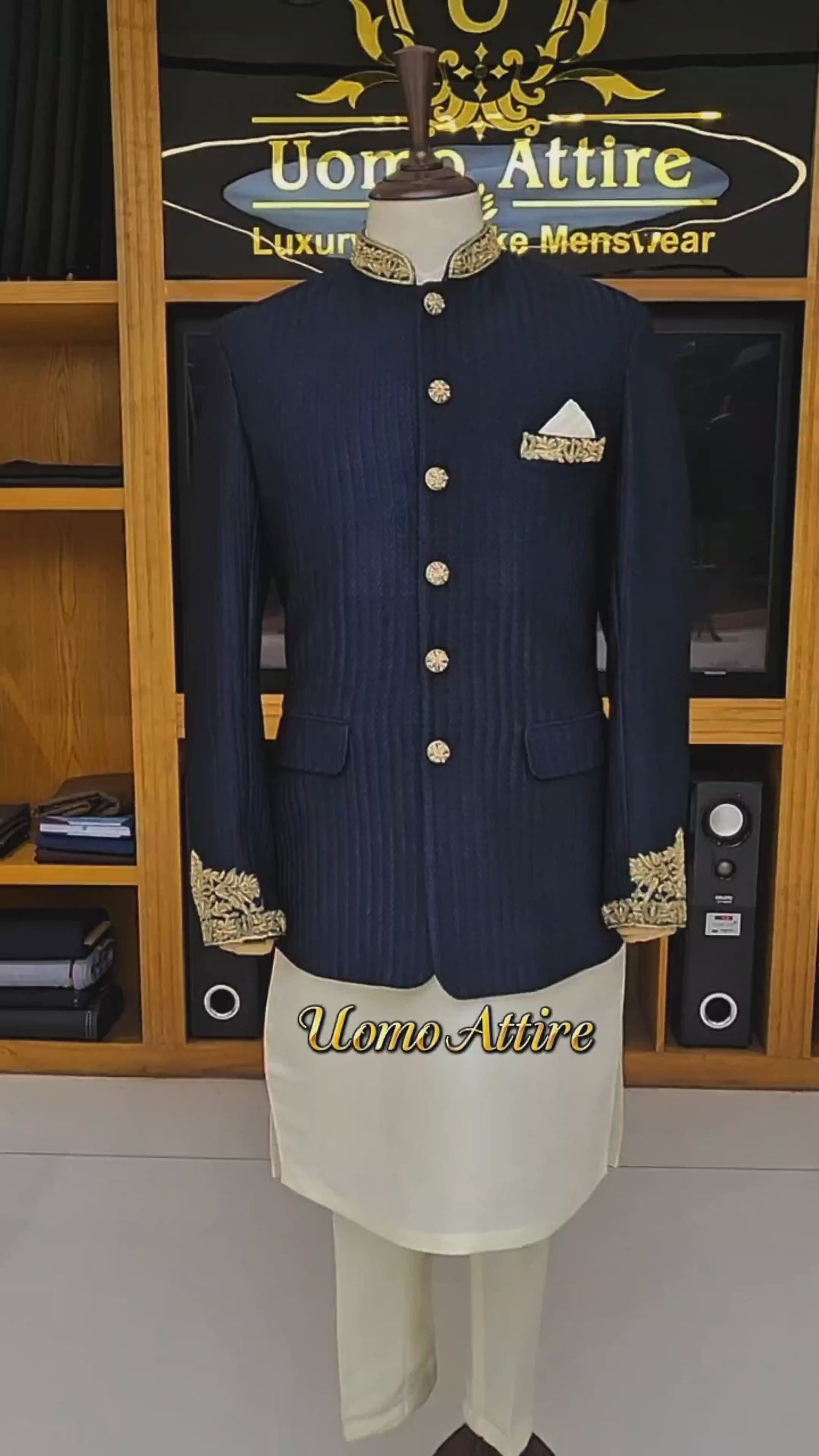 
                  
                    Charger et lire la vidéo dans la visionneuse de la Galerie, Midnight Blue Jodhpuri Jacket for Men in Hand Embellished
                  
                