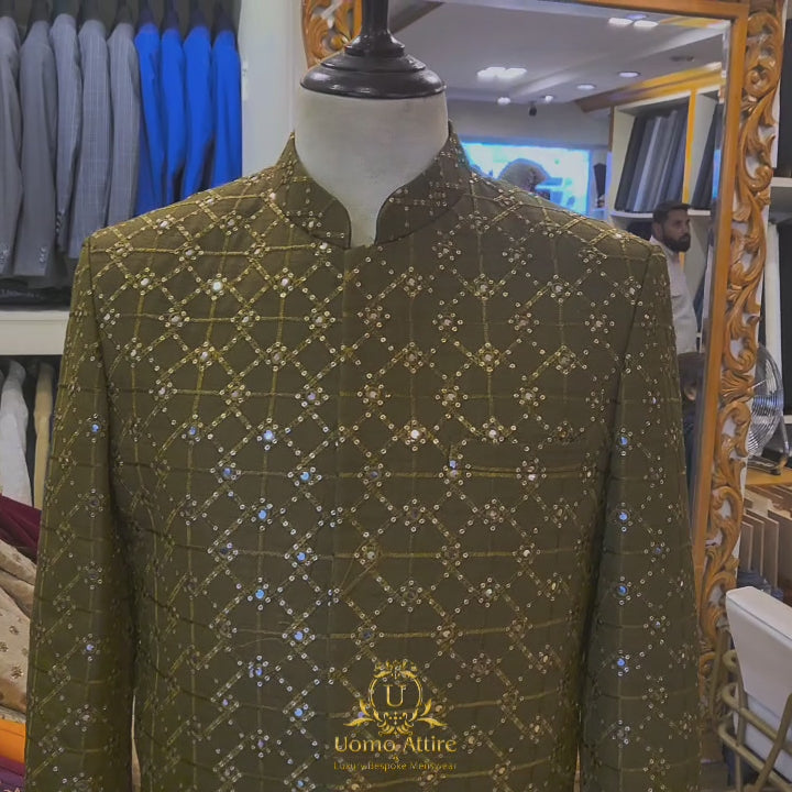 
                  
                    Charger et lire la vidéo dans la visionneuse de la Galerie, Custom-made mehndi color prince coat with same color kurta
                  
                