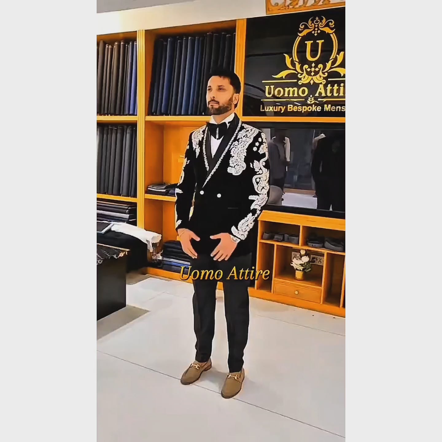 
                  
                    Load and play video in Gallery viewer, Men&amp;#39;s Luxury Black Velvet Embroidered Tuxedo 2-Piece Suit
                  
                