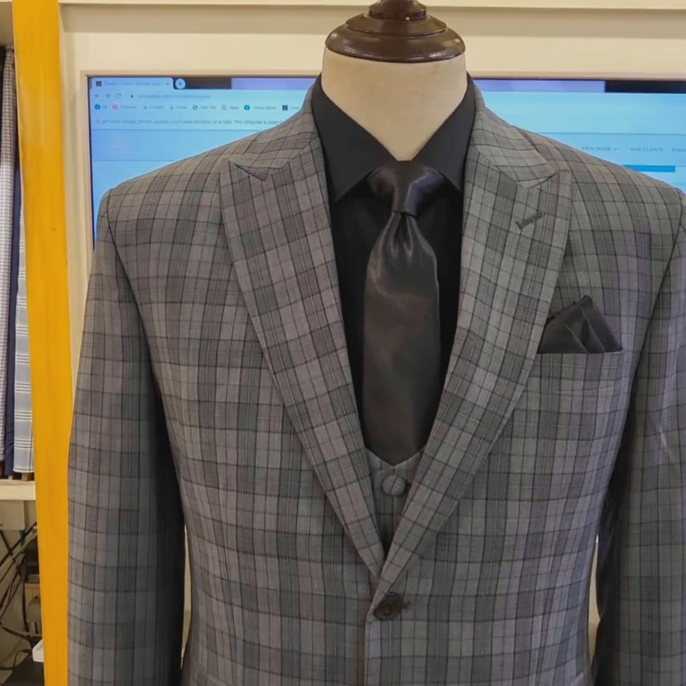 
                  
                    Carica e riproduci video nel visualizzatore Galleria, Gray mini check 3 piece suit with matching fabric vest
                  
                