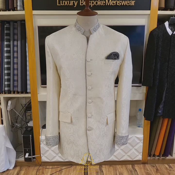 
                  
                    Carica e riproduci video nel visualizzatore Galleria, Polsino alla francese cappotto principe argento micro impreziosito 
                  
                
