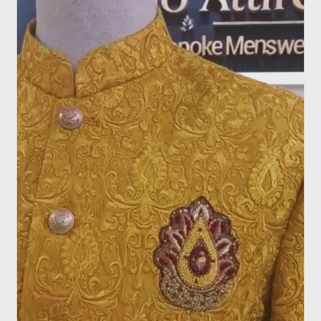 
                  
                    Charger et lire la vidéo dans la visionneuse de la Galerie, Full embroidered slim fit Prince coat with beautiful embellished motif | Prince Coat
                  
                