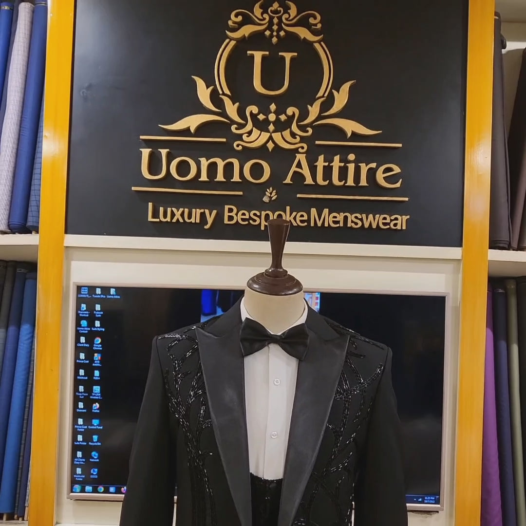
                  
                    Carica e riproduci video nel visualizzatore Galleria, Luxurious black embellished tuxedo 3 piece suit | Black Tuxedo Suit
                  
                