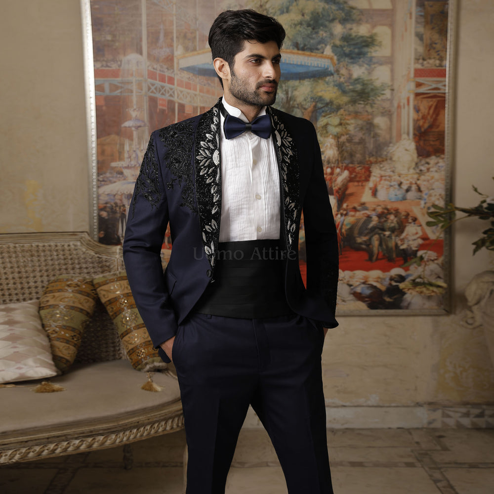 Luxurious Italian Floral Embellished Shawl Lapel Tuxedo for Groom With Belt