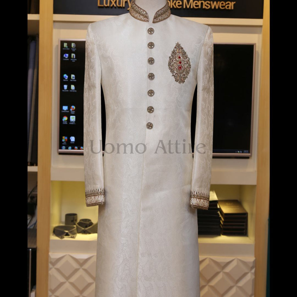 Confezione completa Sherawni adornata con abbellimenti di alta gamma 