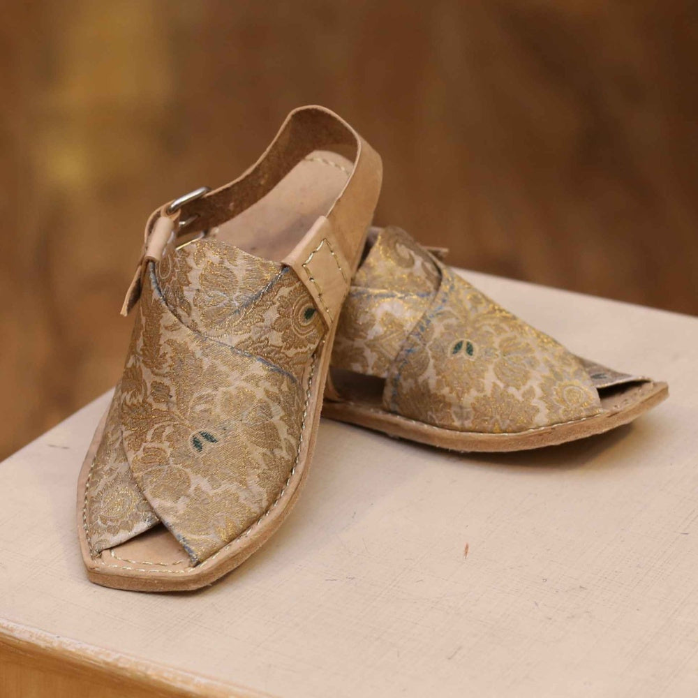 Designer ricamato norozi chappal 