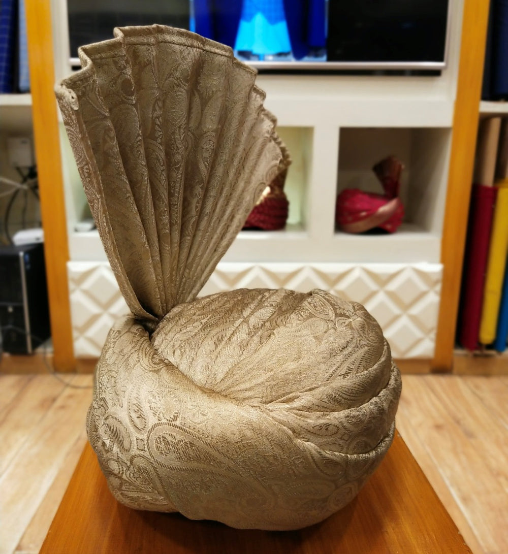 Turban Aitchison doré antique 