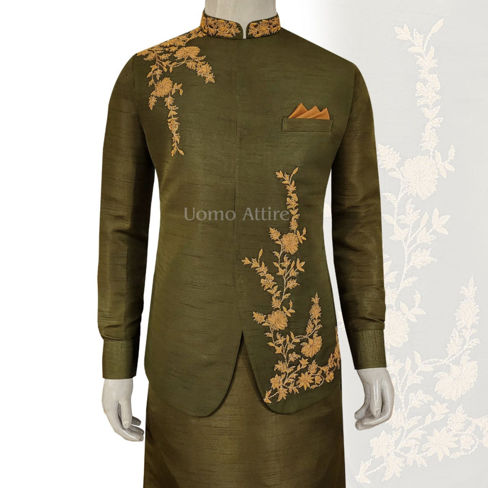 Latest Mehndi Kurta Designs For Grooms In 2023-24 | Kurta designs, Dupion  silk, Mens kurta designs