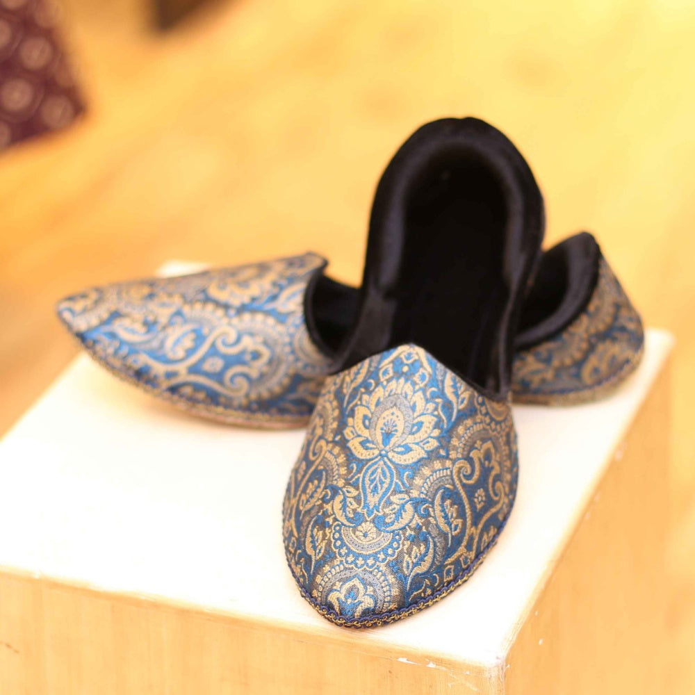 Scarpe In Tessuto Per Gilet Con Bordi Ricamati 