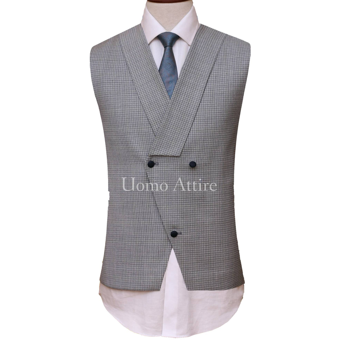 Azzimato deep green customized three piece suit with single breasted cut style vest