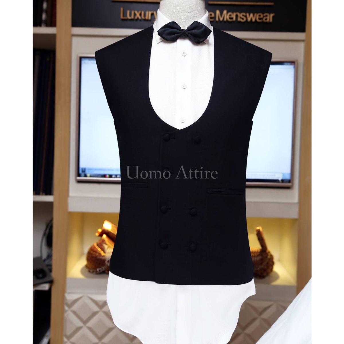 White tuxedo 3 piece suit for wedding withh double breasted 